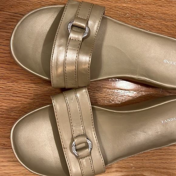 Land’s End Gold Sandals - Picture 6 of 8